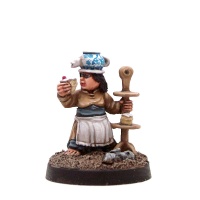 Female Halfling with Cakestand & Teapot - Princess Teaparty